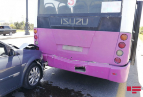 Bakıda avtobus qəzası baş verdi  
