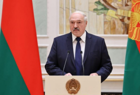    Lukaşenko:    