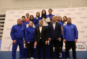 Qadın boksçularımız beynəlxalq turnirdə 9 medal qazanıblar