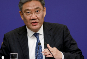Le ministre chinois du Commerce attendu en France pour parler véhicules électriques