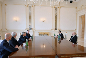   Le président Ilham Aliyev reçoit les représentants de l’Eglise mormone et de la Fondation Striling  