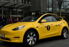    “Tesla” bu yay sürücüsüz taksi təqdim edəcək   