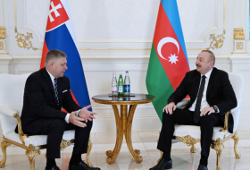   Entretien en tête-à-tête du président azerbaïdjanais Ilham Aliyev avec le Premier ministre slovaque  