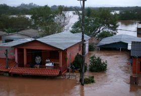 Brésil : 31 morts et 74 disparus dans le sud, submergé par les inondations