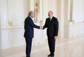 İlham Əliyev iordaniyalı nazirlə görüşüb